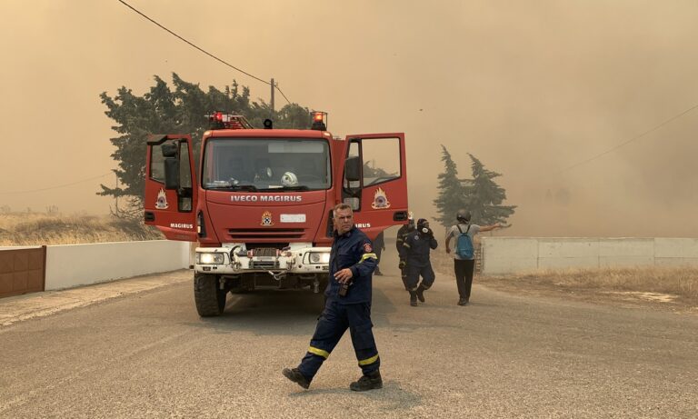 Φωτιές (Τρίτη 25/7): Μέγιστος κίνδυνος πυρκαγιάς σήμερα σε Ν. Αιγαίο και Κρήτη – Πολύ υψηλός για 9 περιφέρειες