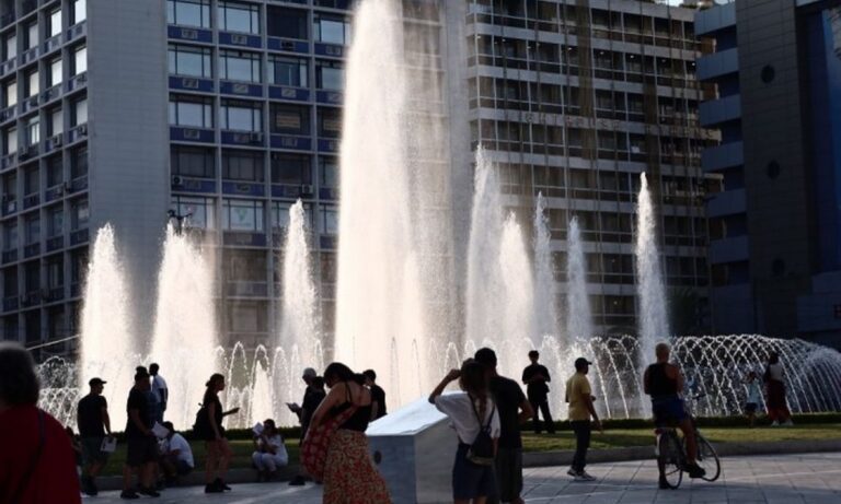 Καιρός: Δύσκολος ο καύσωνας που ξεκινάει την Πέμπτη με ζέστη και υγρασία λέει ο Μαρουσάκης