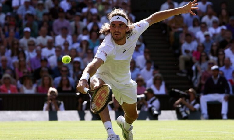 Είπε «αντίο» στο Wimbledon ο Τσιτσιπάς – Λύγισε στα πέντε σετ από τον Γιούμπανκς