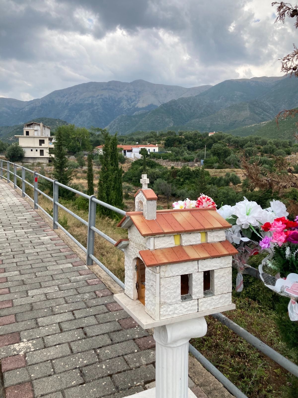 Οδοιπορικό της ΝΙΚΗΣ στην αγωνιζόμενη Βόρειο Ήπειρο