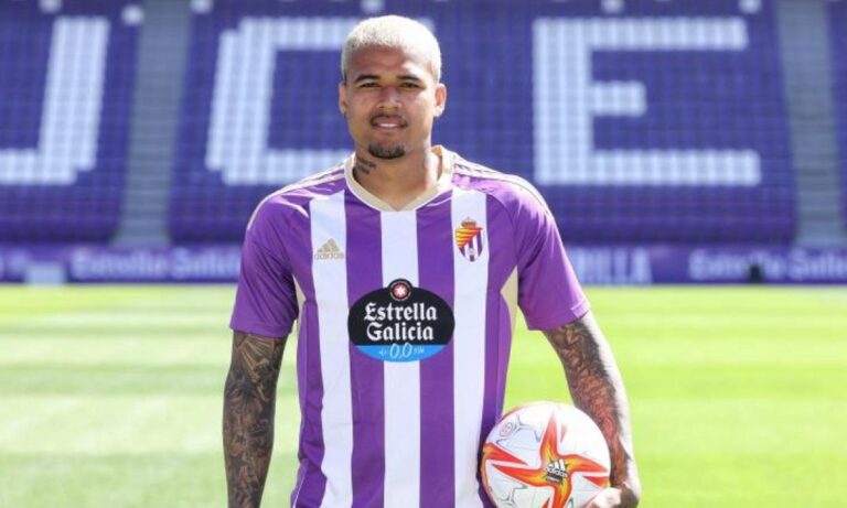 Πιο χοντρός κι από μένα ο Κένεντι – Τι άλλο είπε ο Νικολακόπουλος