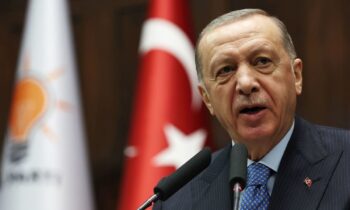 Ελληνοτουρκικά: Τεράστια επίθεση σε Ερντογάν για τη Συρία – «Οι Τούρκοι είναι τρομοκράτες»