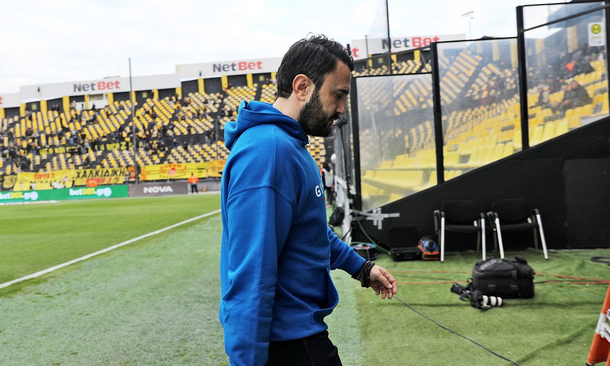 Δεν μπορεί να βρει λύση στο Νο9 ο Άρης – Τι γίνεται με τον Λορέν Μορόν!