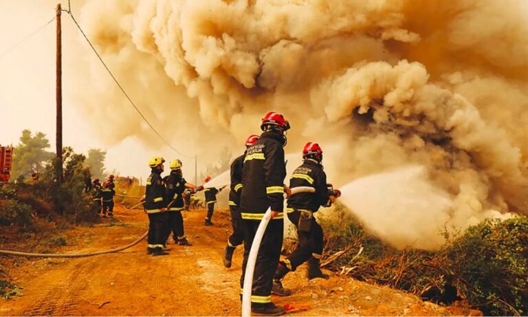 Πυροσβέστες βάζουν φωτιές στα δάση για να τα σώσουν – Πώς γίνεται
