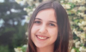 Κοινωνία: Τέμπη: H 22χρονη Αγάπη που σκοτώθηκε στο δυστύχημα, τραγουδάει το «μινοράκι» σε ένα ηχητικό που ραγίζει την καρδιά