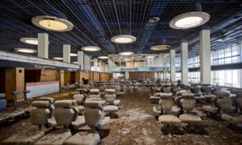 Κοινωνία: Αεροδρόμιο Λευκωσίας: Απόκοσμες εικόνες – Πως είναι μετά την τουρκική εισβολή το 1974