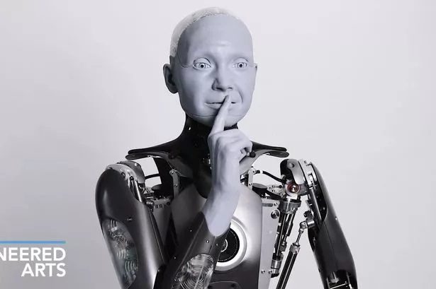 Ameca «Το πιο προηγμένο ανθρωποειδές ρομπότ στον κόσμο» αποκαλύπτει πώς θα μοιάζει η ζωή σε 100 χρόνια