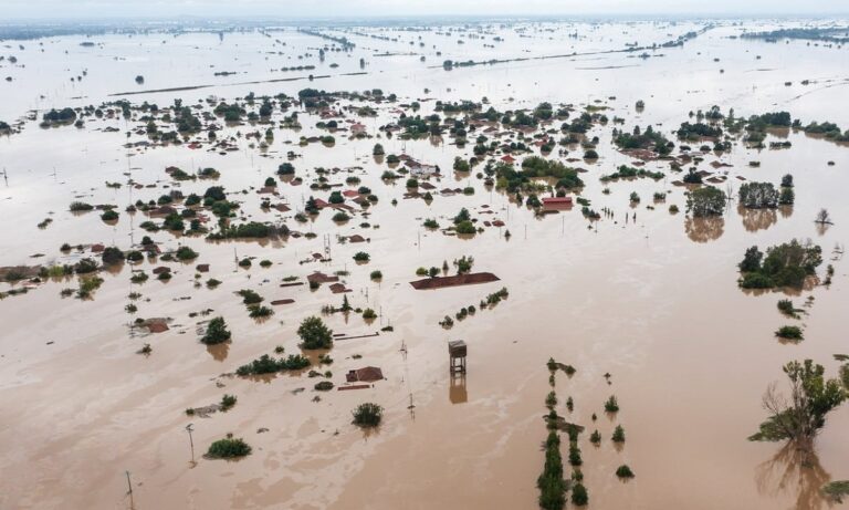 Πλημμύρες: Ανοίγει η πλατφόρμα arogi.gov.gr – Μέτρα στήριξης για τους πληγέντες!