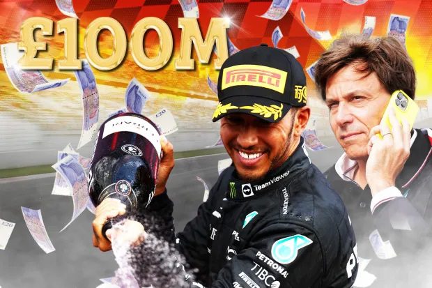 Ο Lewis Hamilton ΥΠΟΓΡΑΦΕΙ συμφωνία με τη Mercedes 100 εκατομμυρίων λιρών με τον θρύλο της F1