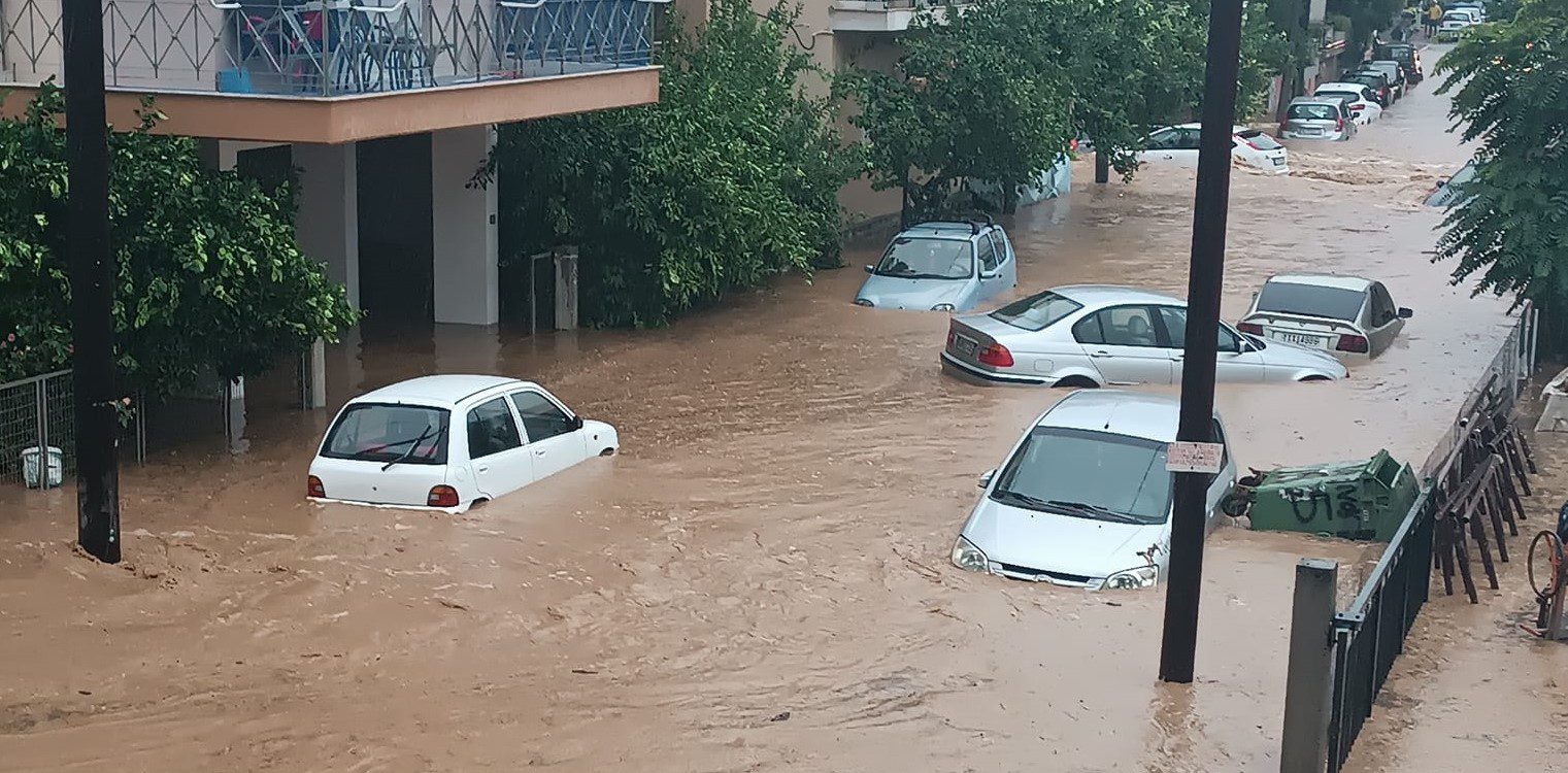 Βιβλική καταστροφή στη Μαγνησία: Οι μετεωρολόγοι προειδοποιούσαν και το κράτος πιάστηκε ξανά στον ύπνο – 2 νεκροί και 3 αγνοούμενοι