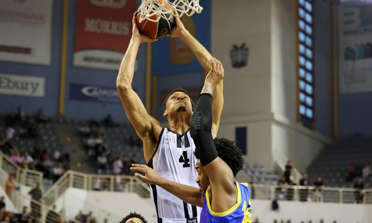 Παρά τη μεγάλη αστοχία στο τρίποντο (2/26) ο ΠΑΟΚ νίκησε το Περιστέρι στην Πυλαία με 69-64 για την 3η αγωνιστική της Basket League.