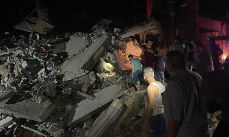 Γάζα: Τουλάχιστον 18 νεκροί από το ισραηλινό χτύπημα στον Άγιο Πορφύριο –  Απαράδεκτα «χλιαρή» η αντίδραση του ελληνικού ΥΠΕΞ