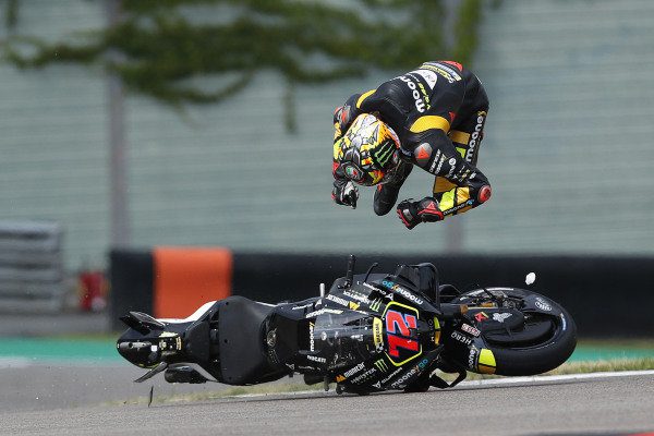 Marco-Bezzecchi-VR46-Racing-Ducati-2023-MotoGP-indonisias-traymatismos-atyxima-xeiroyrgeio-proponisi