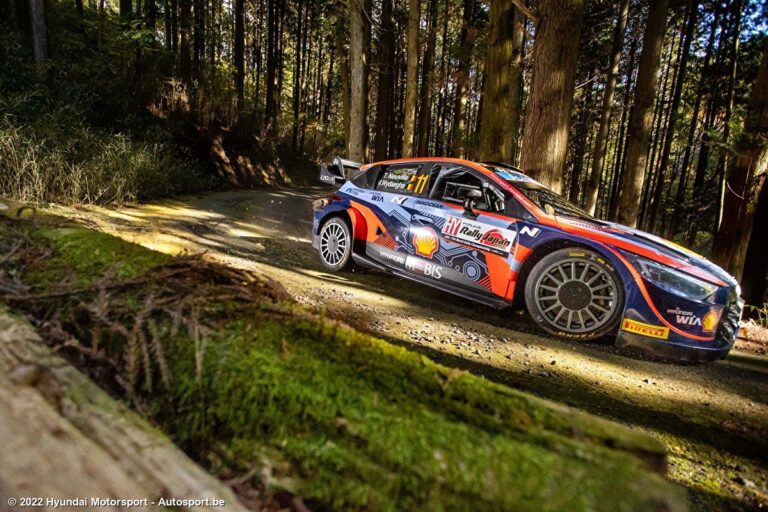WRC Κεντρικής Ευρώπης:  To Shakedown διεκόπη λόγω ατυχήματος αλλά ο Neuville κερδίζει