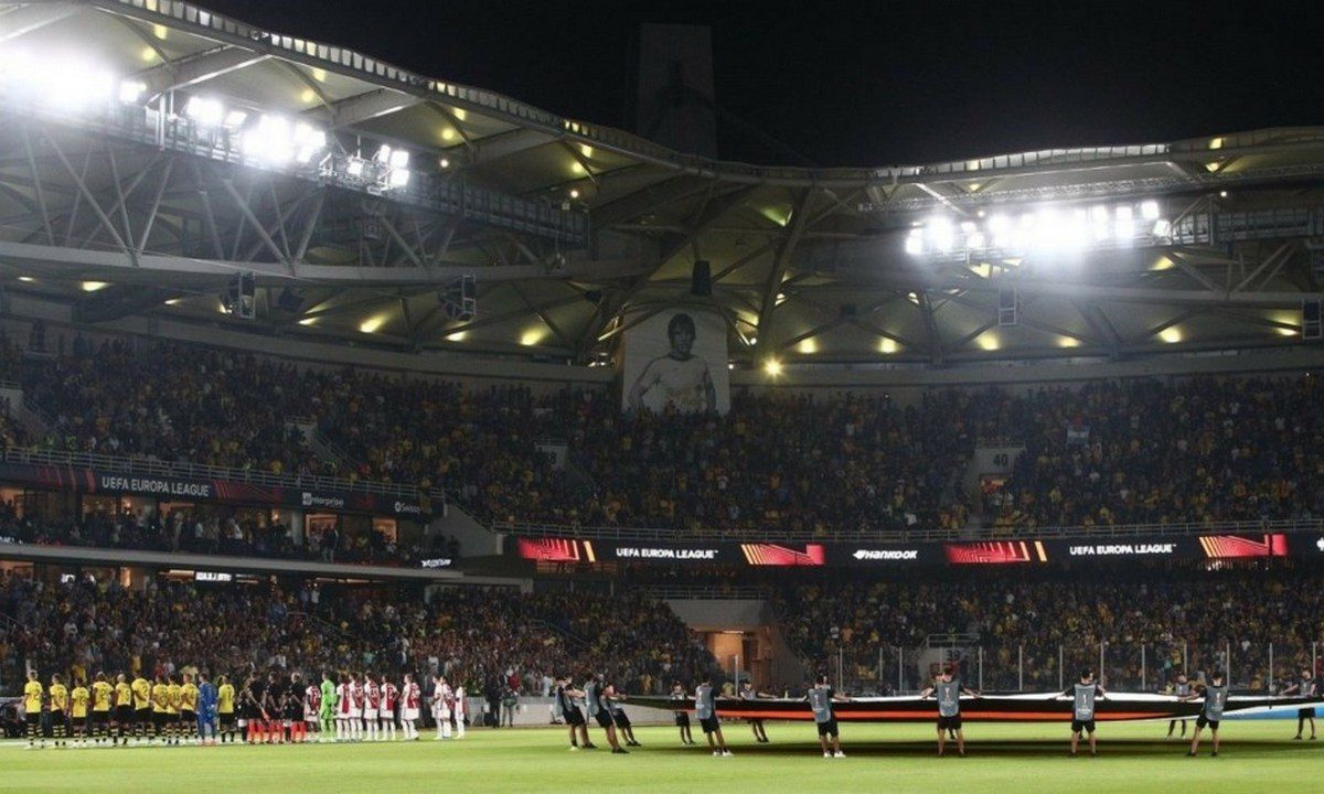 Η ΑΕΚ καταδικάζει το πανό στον αγώνα με Άγιαξ – «Θα εντοπίσουμε τους υπεύθυνους»
