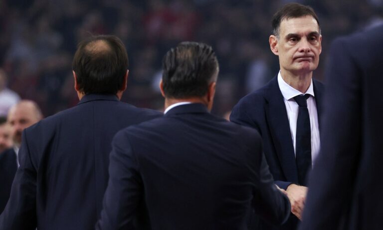 Ολυμπιακός: 53 με Αρμάνι, 54 με Παναθηναϊκό, αλλά ο Ναν πήγε απέναντι