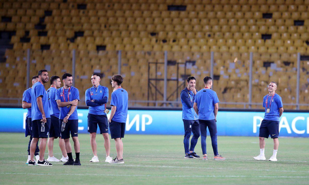 OPAP Arena: Το κίτρινο χορτάρι, οι δηλώσεις του Φαν Ντάικ και η κλειστή κερκίδα λόγω Οriginal; Φιάσκο…
