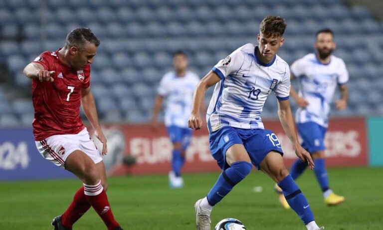 Κρίμα να έχεις τρεις επιθετικούς και από πίσω τους τον Σιώπη με τον Μπουχαλάκη αντί τον Κωσταντέλια με τον Φορτούνη