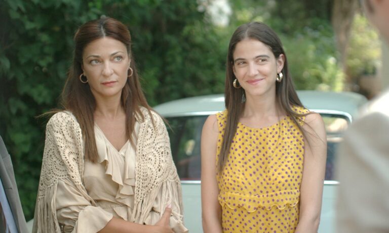 Ηλέκτρα επόμενα επεισόδια: Η Ηλέκτρα βρίσκει την Πόπη αναίσθητη – Ο Νικόλας τρέμει πως ξέρει για τον εμπρησμό