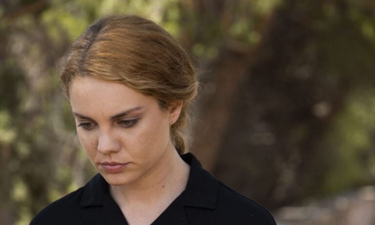 Το προξενιό της Ιουλίας επόμενα επεισόδια: Χαμός – Ο Ρήγας μαθαίνει την εγκυμοσύνη της Ιουλίας