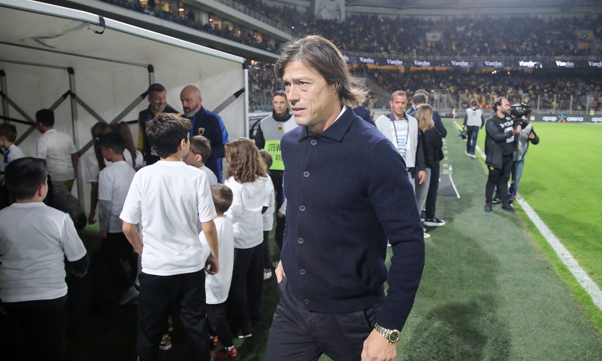 Ο Αλμέιδα παραδέχθηκε πως η ΑΕΚ ήταν κουρασμένη