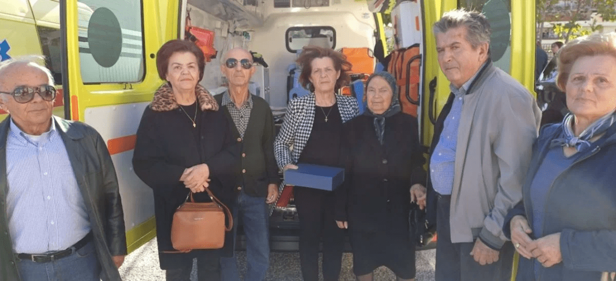 Αυτά να τα βλέπει το υπουργείο Υγείας και να ντρέπεται για το ΕΣΥ - Η γιαγιά αποφάσισε να κάνει τη δωρεά επειδή χρειάστηκε ΕΚΑΒ και δεν το είχε!