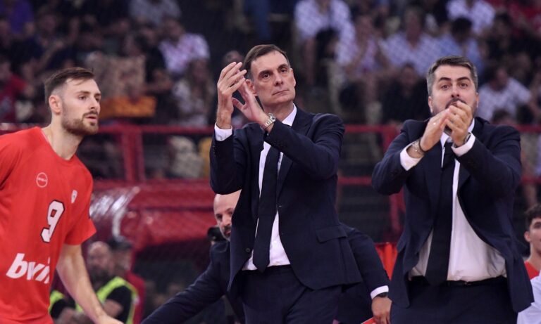 Ο Ολυμπιακός γίνεται προβλέψιμος και χρειάζεται να αλλάξει τα πράγματα ο Μπαρτζώκας!