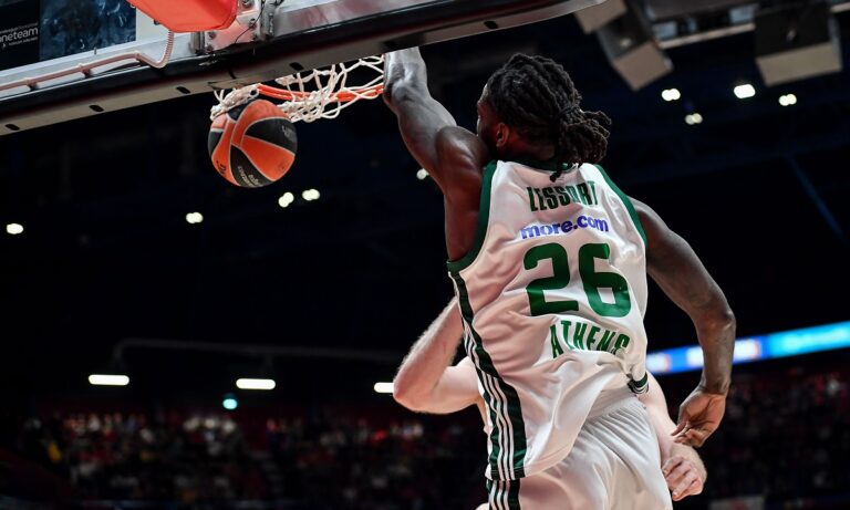 Αρμάνι Μιλάνο – Παναθηναϊκός: «Μαγική» συνεργασία Γκραντ – Λεσόρ και κάρφωμα στο ιταλικό καλάθι!