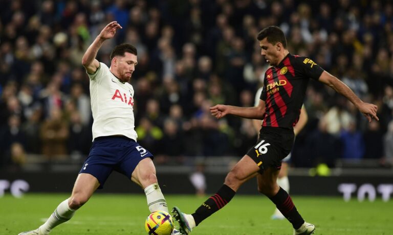 Μάντσεστερ Σίτι – Τότεναμ με ειδικά στοιχήματα και ενισχυμένες αποδόσεις