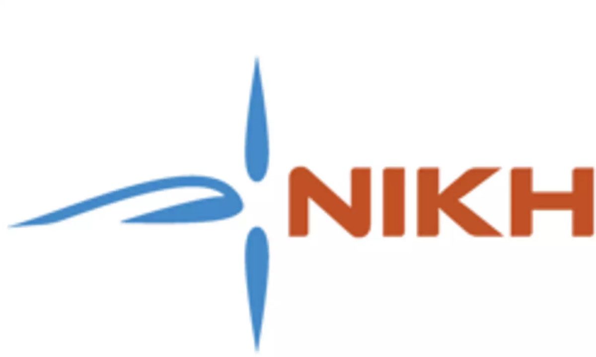 Ο Δημήτρης Νατσιός στην εξόδιο ακολουθία του αστυνομικού Γιώργου Λυγγερίδη