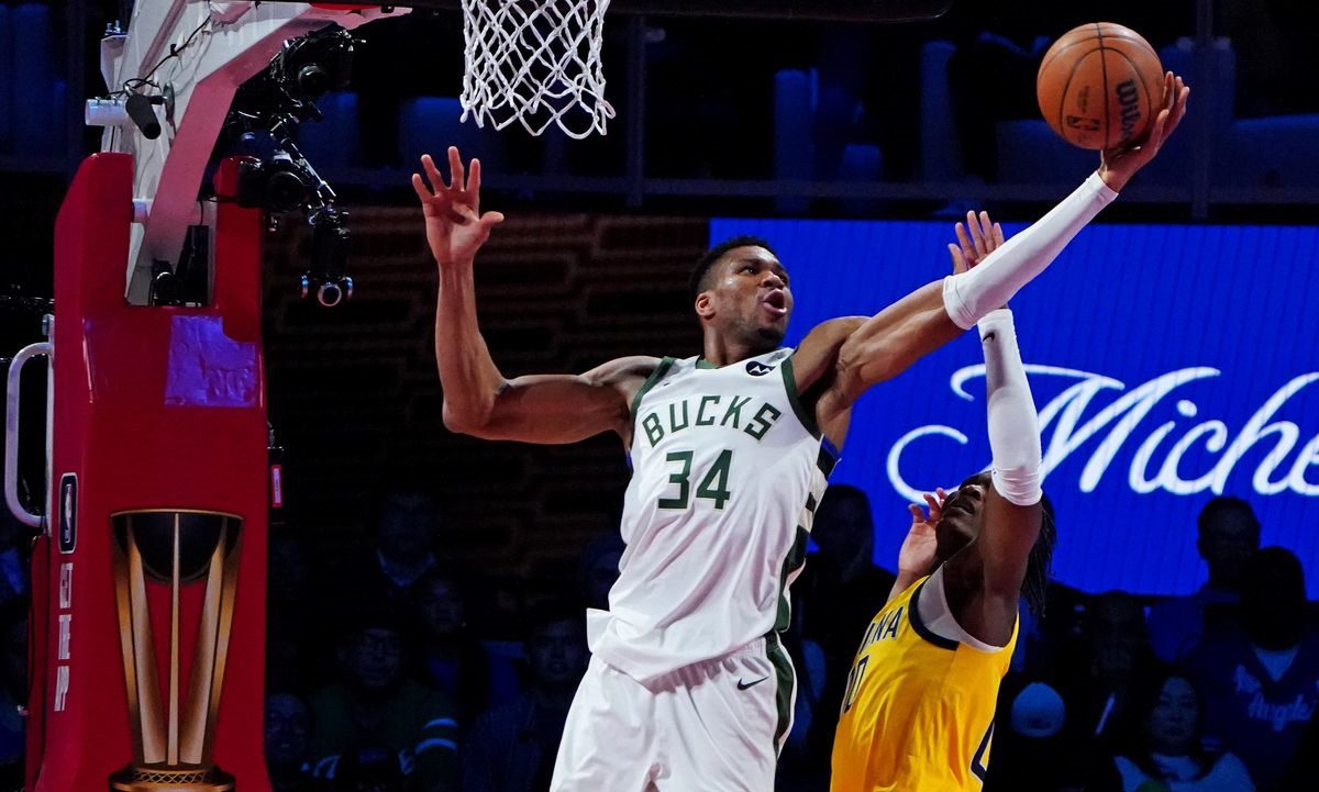 NBA Αποτελέσματα: Συγκλονιστικός αλλά μόνος ο Γιάννης Αντετοκούνμπο απέναντι στους Πέισερς – Στον τελικό του In Season Tournament οι Λέικερς