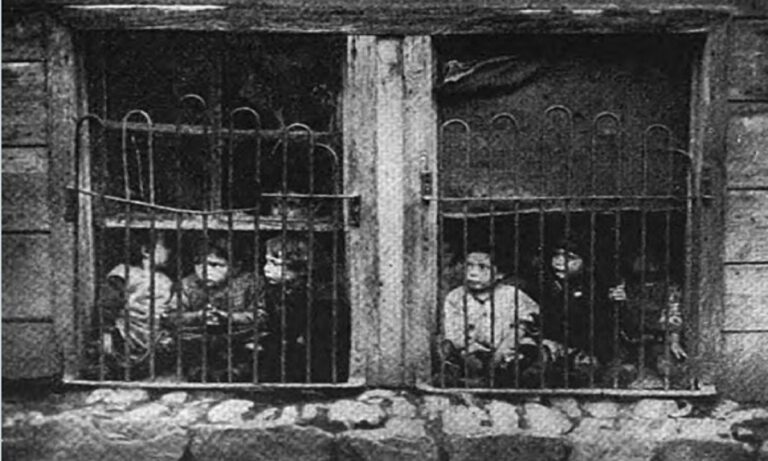Όταν βρήκαν 1000 ελληνόπουλα έως 4 ετών ναρκωμένα σε κελάρια στην Κωνσταντινούπολη