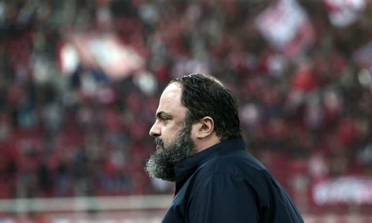 Βαγγέλης Μαρινάκης: Καψούρα Μαρινάκη με προπονητή που είχε δώσει το πρωτάθλημα στον Ολυμπιακό από το Γενάρη