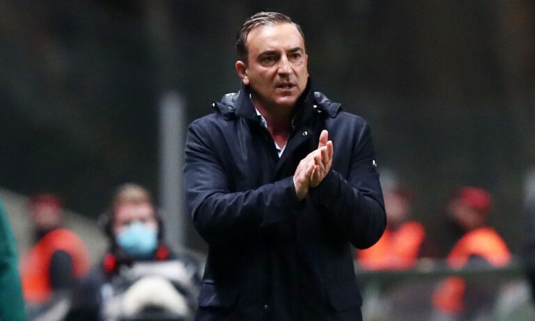 Ο Ολυμπιακός θα παίξει 3-4-3 με τον Καρβαλιάλ;