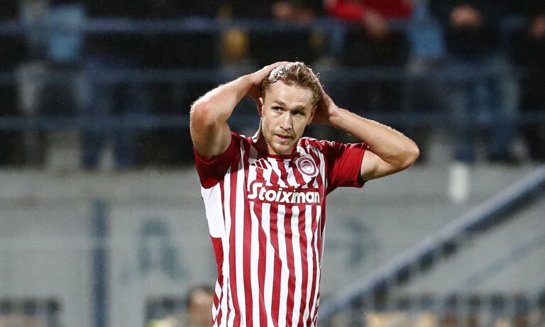 Ολυμπιακός: Αυτός θα δώσει τη λύση με Σολμπάκεν