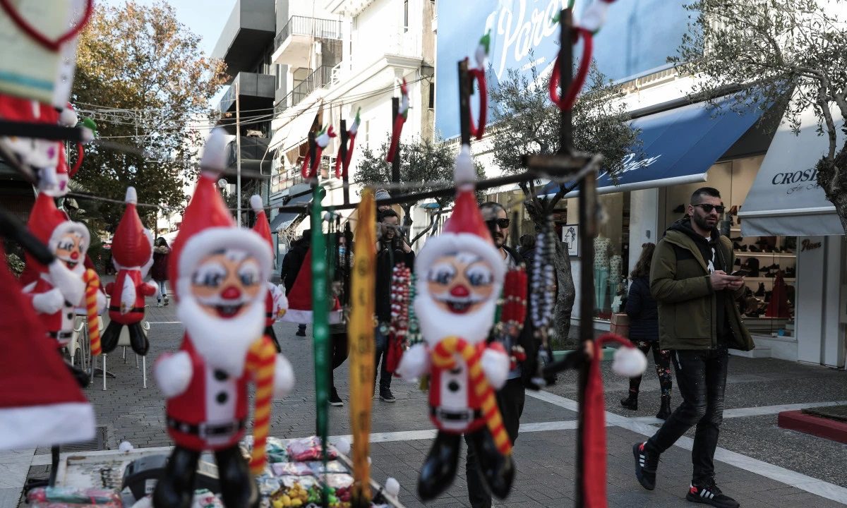 Εορταστικό ωράριο: Ανοιχτά μαγαζιά σήμερα Κυριακή 24 Δεκεμβρίου – Τι γίνεται τις υπόλοιπες μέρες!