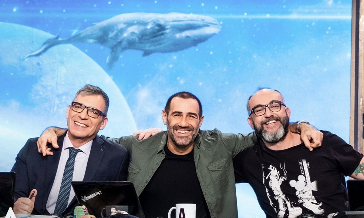 Ράδιο Αρβύλα: Τέλος τα 4 επεισόδια; Τι συμβαίνει με Βινύλιο