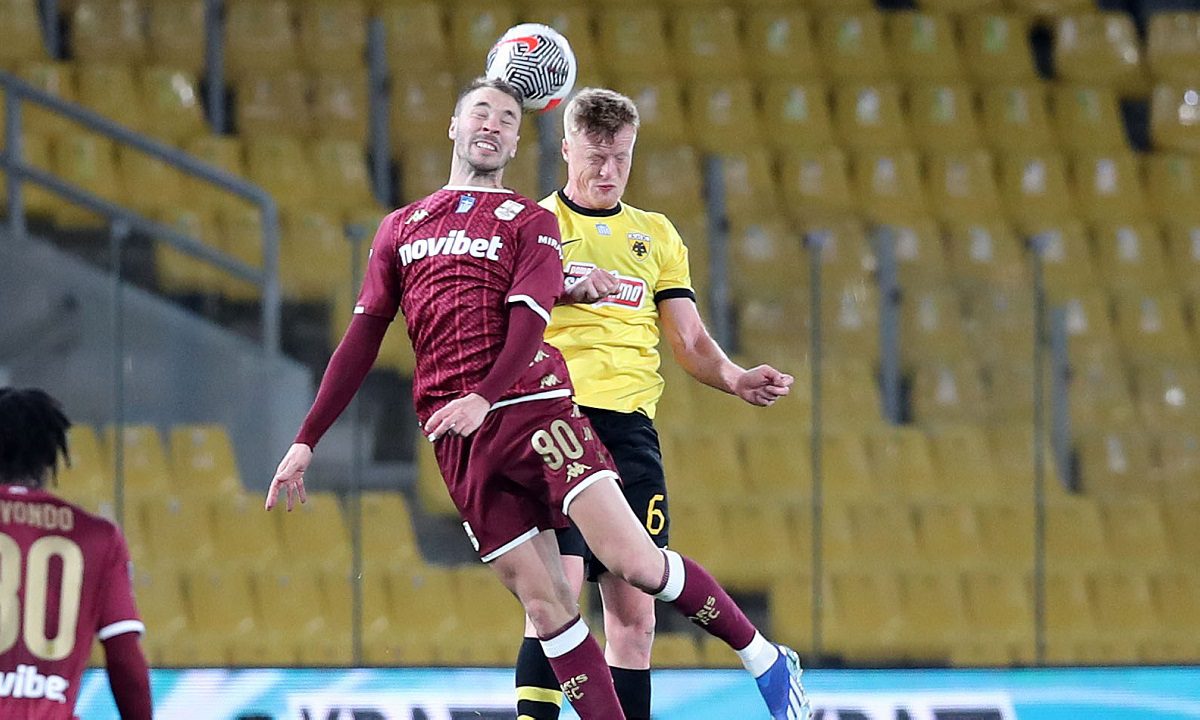 ΑΕΚ - Άρης 0-0, Μορόν.