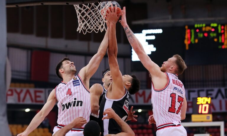 Με μοναδικό ψηλό τον Τανούλη, αλλά οκτώ «μαχητές», ο Ολυμπιακός νίκησε εύκολα τον ΠΑΟΚ