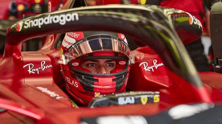 F1-ferrari-Carlos-Sainz-Charles-Leclerc-Ferrari-frederic-vasseur-formula1-2024