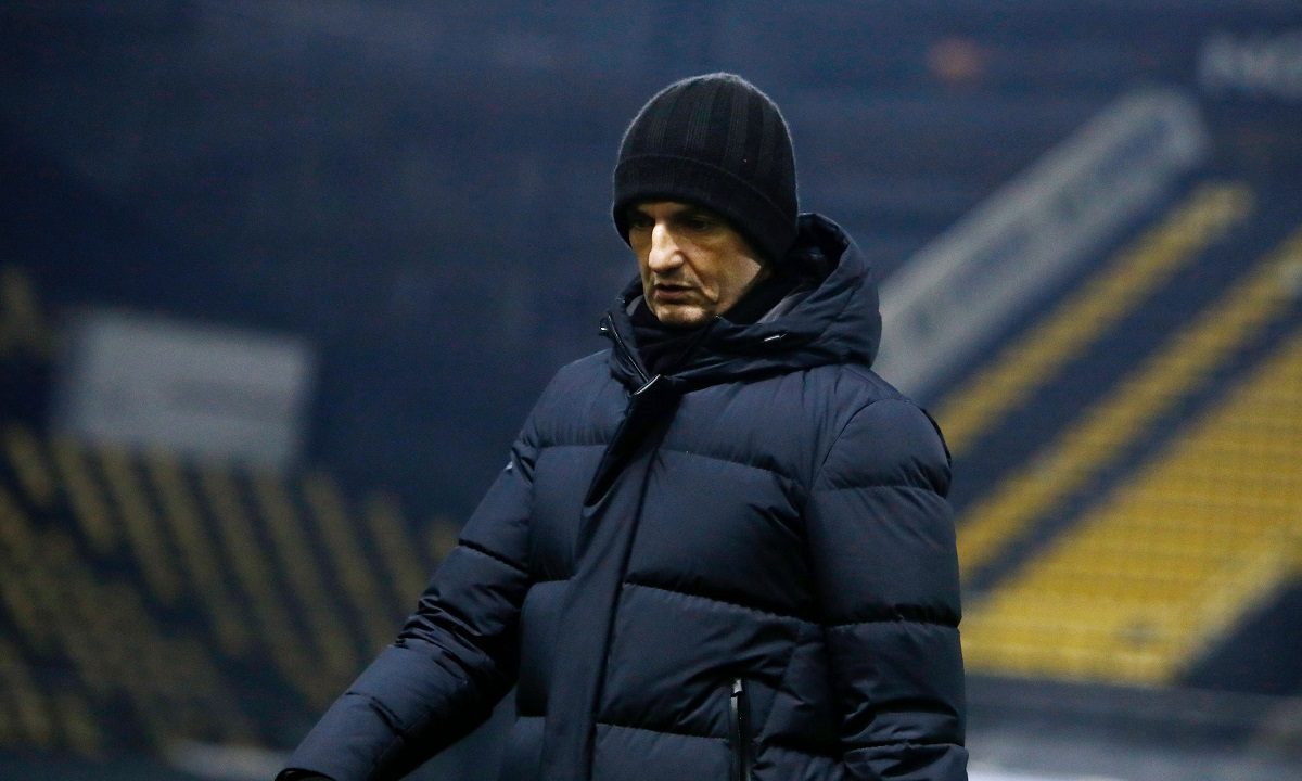 Αποδυτήρια: «Κοιμάστε» από τον Λουτσέσκου – Απορίες για Καρβαλιάλ