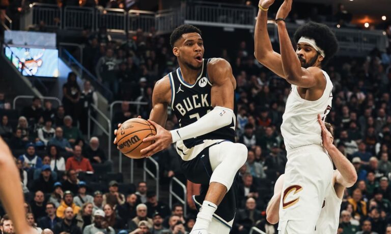 Μιλγουόκι Μπακς: Δεν έφτανε ο εκπληκτικός Γιάννης Αντετοκούνμπο – Ήττα από τους Καβαλίερς (vid)