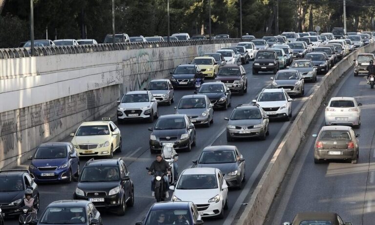 Τέλη Κυκλοφορίας: Πλησιάζει το τέλος της διορία – Έτσι μπορείτε να θέσετε το όχημα σε ψηφιακή ακινησία!