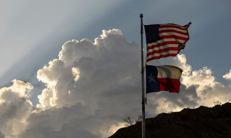 ΣΟΚ για Μπάιντεν: 25 πολιτείες με Ρεπουμπλικάνους κυβερνήτες υποστηρίζουν το Τέξας στον αγώνα για τον έλεγχο των συνόρων – Στέλνουν την εθνοφυλακή τους;