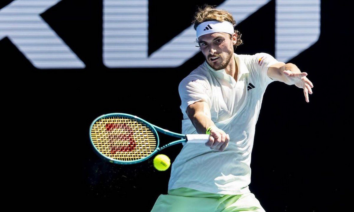 Με ανατροπή ο Τσιτσιπάς στον τρίτο γύρο του Australian Open