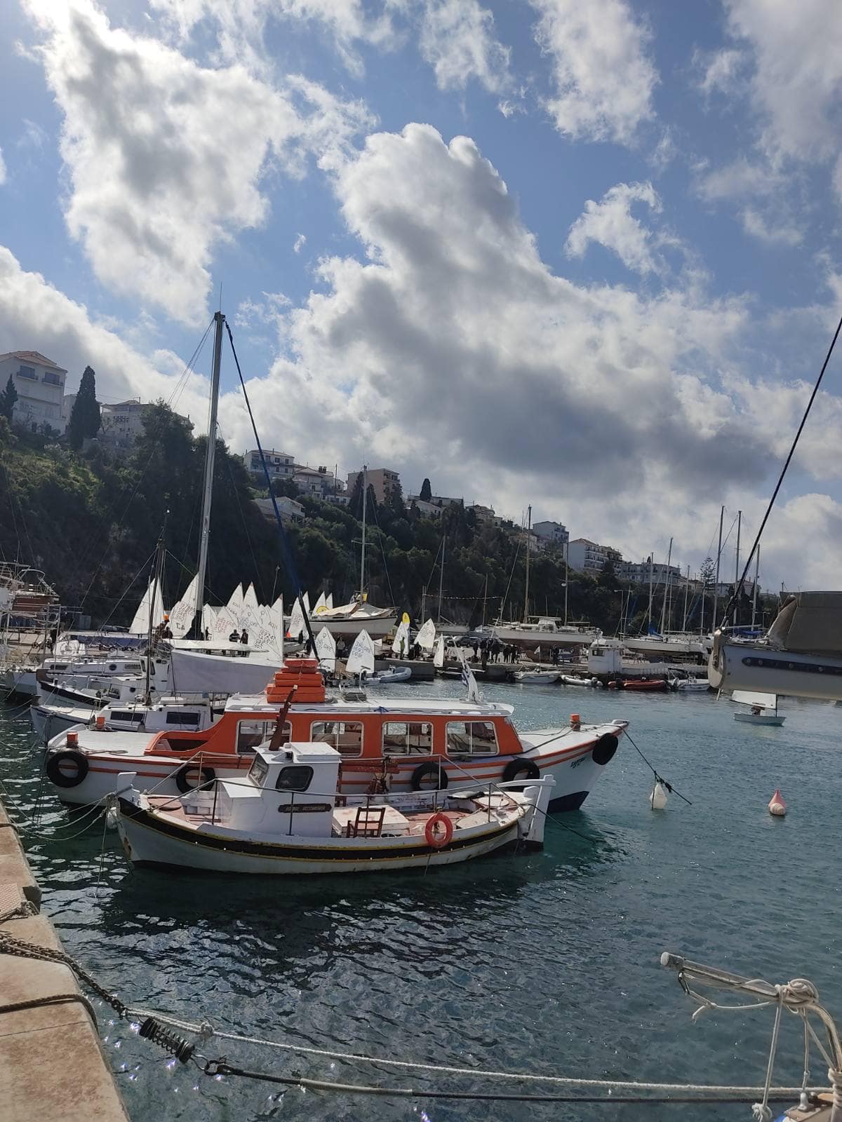 Οι νικητές στο Περιφερειακό πρωτάθλημα Ν. Ελλάδας στις κατηγορίες όπτιμιστ και ILCA 4 που έγινε στην Πύλο