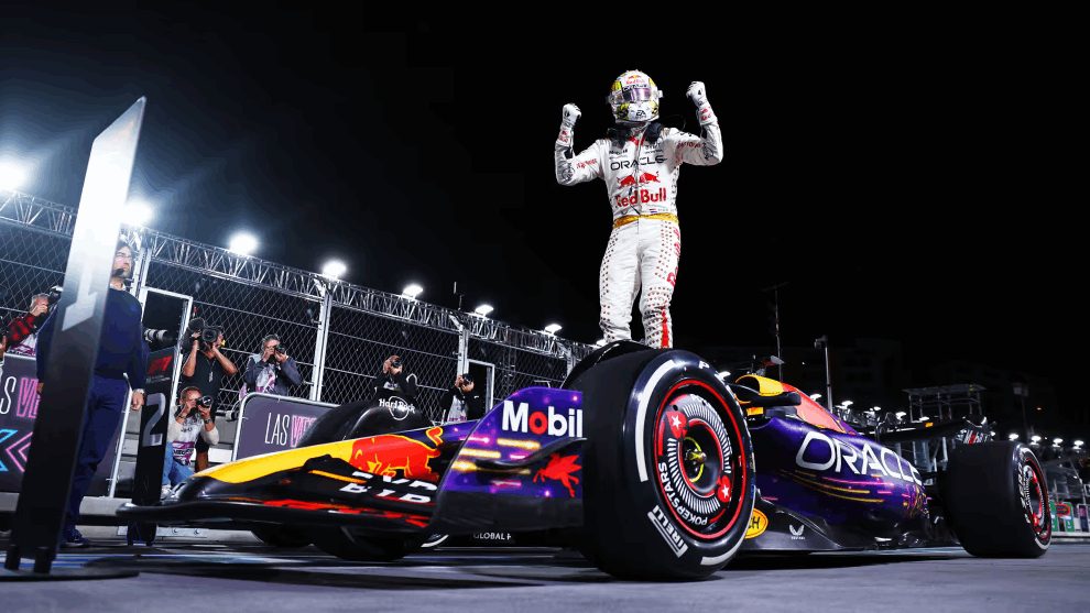 F1-Max-Verstappen-24-grand-prix-pera-ta-oria