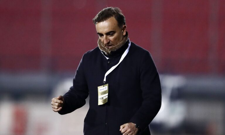 Ολυμπιακός: Ξεκινούν βασικοί με τον Παναθηναϊκό οι παίκτες που ο Καρβαλιάλ έλεγε πως με αυτούς θα τα σαρώσει όλα