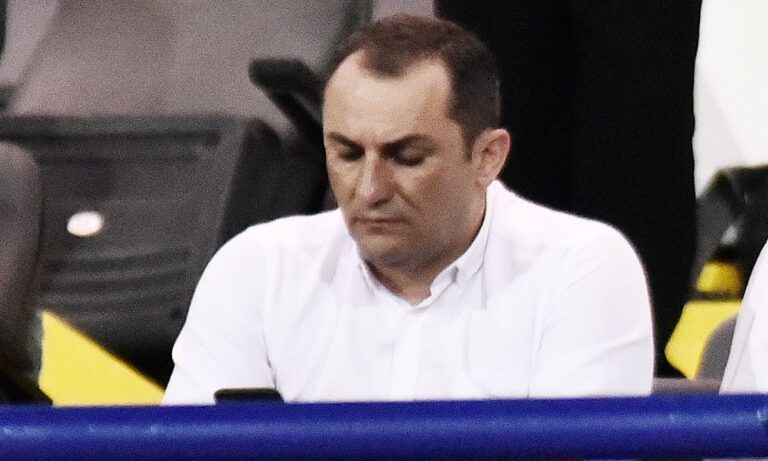 Μάνταλος: Την τιμητική του πάλι το Sportime – Τα έχωσε σε διαιτητές και τηλεκριτικό στο σεμινάριο!