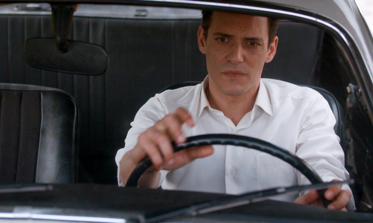 Έρωτας φυγάς επόμενα επεισόδια: Καταρρέει η Αλεξάνδρα στη κηδεία του Μάρκου